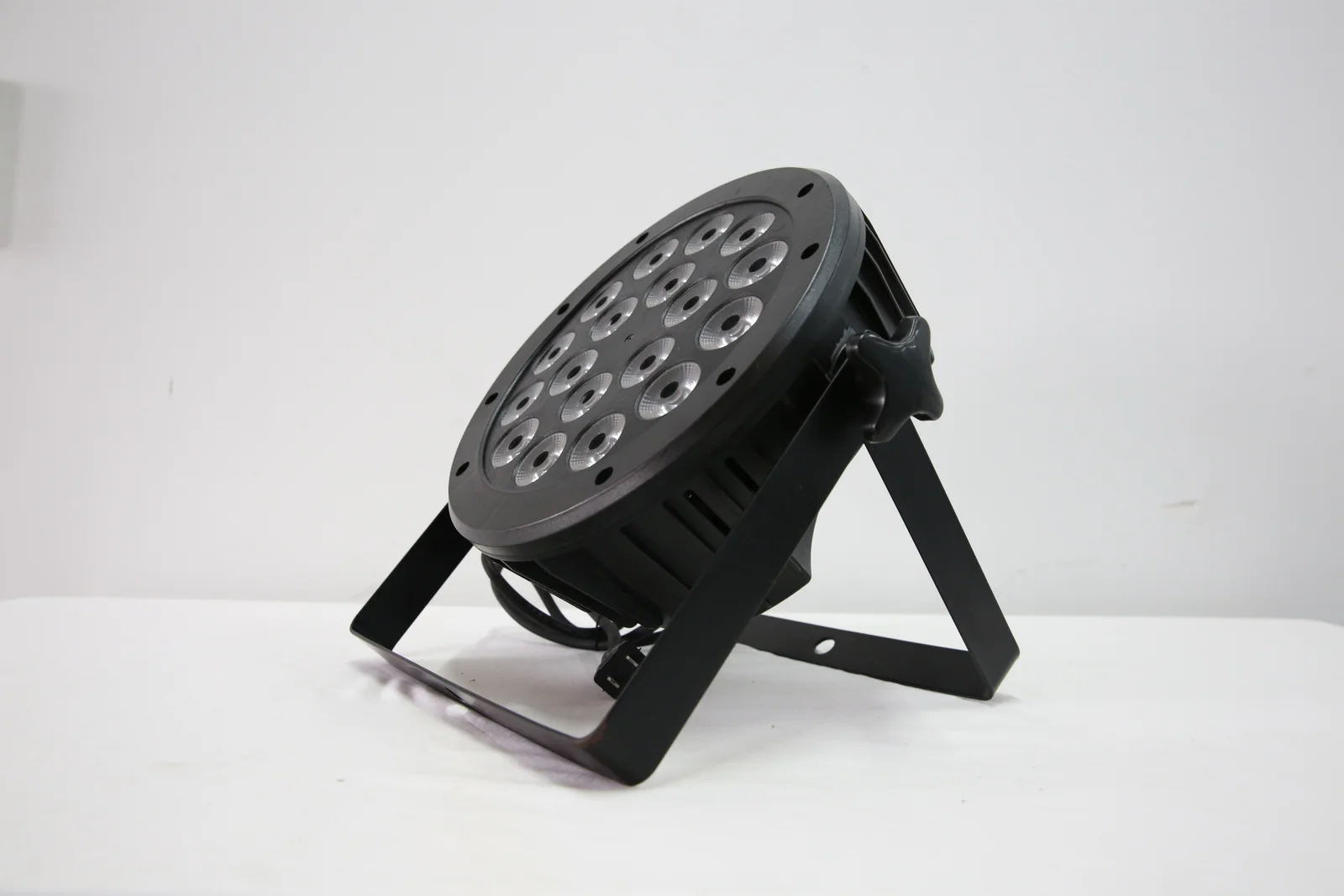 M-318 18-LED high-power PAR