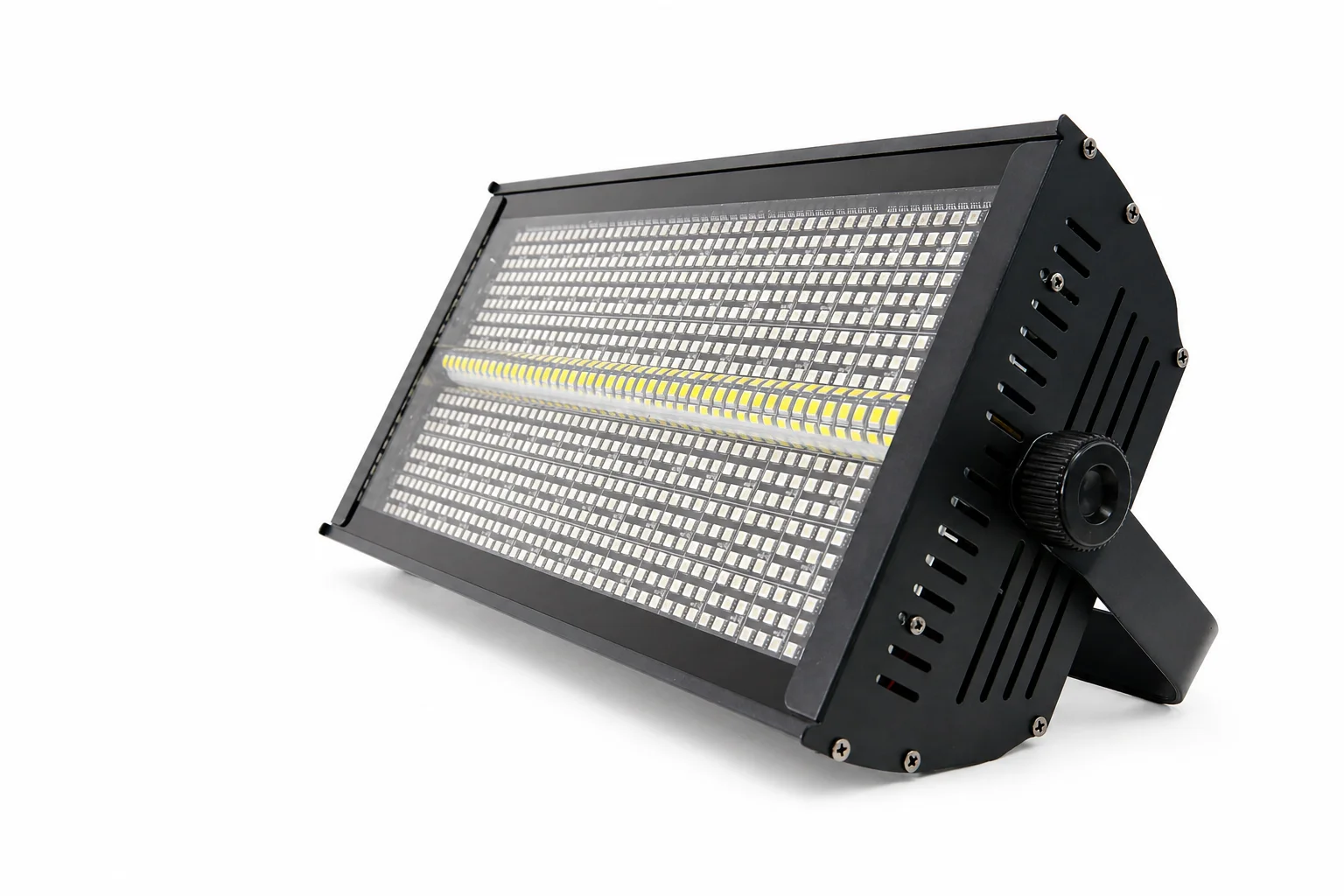 M-810 90 RGB + 30 white segment LED strobe